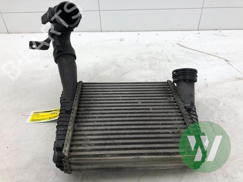 Intercooler AUDI Q7 (4LB) 3.0 TDI quattro (233 hp) 32076472