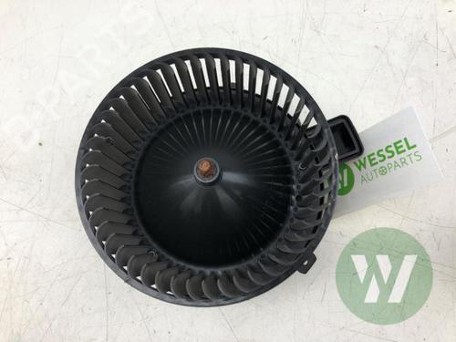 Heater blower motor AUDI Q8 (4MN, 4MT) 50 TDI Mild Hybrid quattro | BP38540936M62 - Image 3