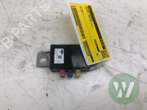 Antena/Base JAGUAR F-PACE (X761) 2.0 Ti4 AWD (300 hp) 32179785