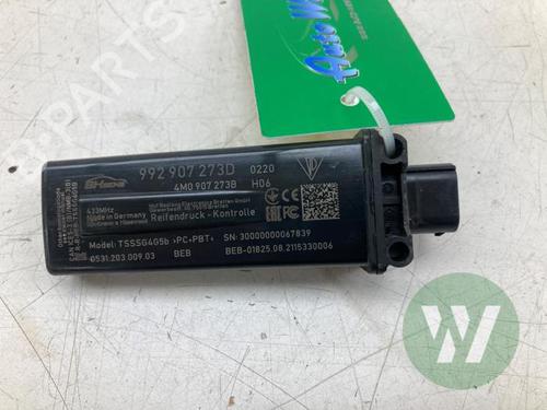 Electronic module PORSCHE TAYCAN (Y1A) 4S Performance Battery Plus (Y1ADB1) | BP39914906M83 - Image 2