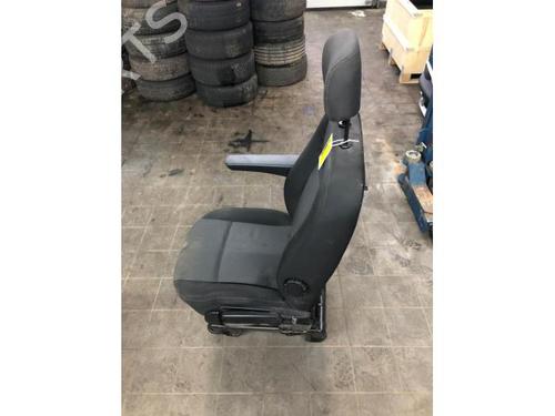 Used Left front seat RENAULT MASTER III Platform/Chassis (EV, HV, UV) 2.3 dCi 150 FWD (EV0F, HV0F, UV0F, EV03, HV03, UV03) (150 hp) 31319148