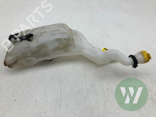 Used Windscreen washer tank Windscreen washer tank 37071426 37071426