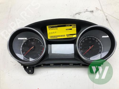 Display multifunzione OPEL ASTRA K (B16) 1.4 Turbo (68) (150 hp) 31803960