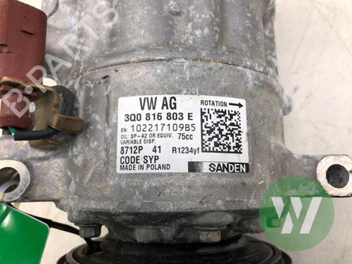 Used AC compressor AC compressor VW T-CROSS (C11, D31) 1.0 TSi (116 hp) 33675840 33675840