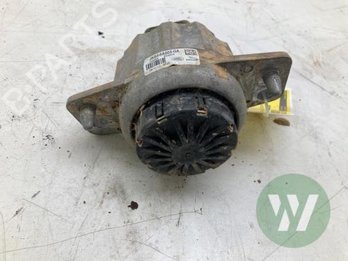 apoio-da-caixa-jaguar-f-pace-x761-2015-32179793 main image