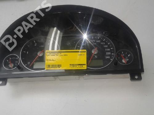 Used Display monitor FORD MONDEO III Turnier (BWY) 2.0 16V TDDi / TDCi (115 hp) 8247339