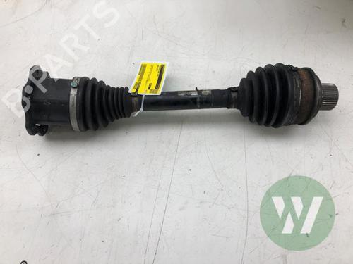 Drivaksel fortil venstre Drivaksel fortil venstre AUDI A4 B9 (8W2, 8WC) 40 TDI Mild Hybrid quattro (204 hp) 33918747 33918747
