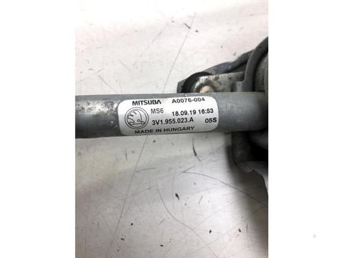 Front wiper motor SKODA SUPERB III Estate (3V5) 2.0 TDI 4x4 | BP17964786M29 