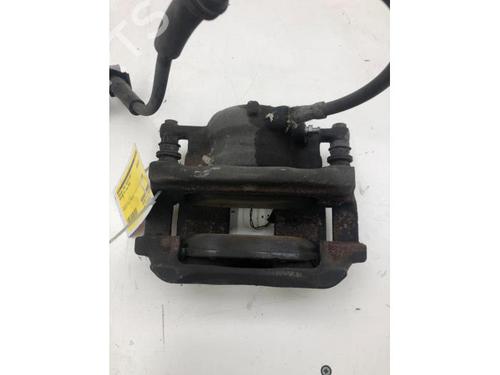 Used Right front brake caliper MERCEDES-BENZ CLA Shooting Brake (X117) CLA 200 CDI / d (117.908) (136 hp) 20168446