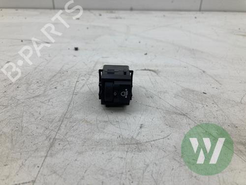 Used Switch Switch OPEL CROSSLAND X / CROSSLAND (P17, P2QO) 1.2 (75) (131 hp) 35798132 35798132