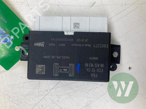 Elektronisk modul Elektronisk modul 38225933 38225933