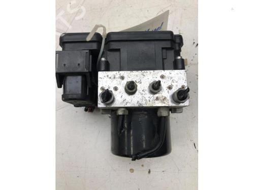 Used ABS pump FORD KUGA II (DM2) 2.0 TDCi 4x4 (163 hp) 17558903