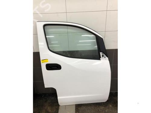 Used Right front door NISSAN NV200 Van 1.5 dCi 90 (M20, M20N, M20M) (90 hp) 30126465