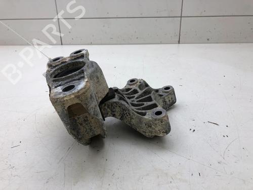 Support NISSAN MICRA V (K14) 1.0 IG-T 100 | BP14579016C155 