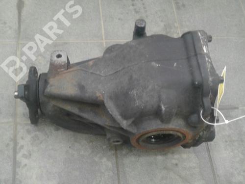 Used Rear differential MERCEDES-BENZ C-CLASS (W203) C 240 (203.061) (170 hp) 9052870