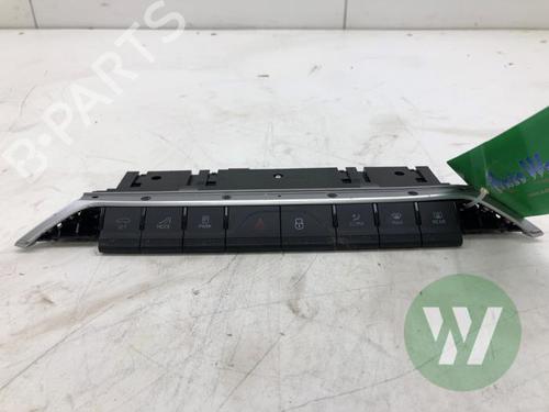 Warning switch SKODA OCTAVIA IV Combi (NX5, PV5) 2.0 TDi | BP33418975I22 - Image 2