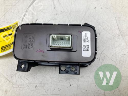 Switch HYUNDAI BAYON (BC3) 1.0 T-GDI 48V-Hybrid | BP39914772I30 - Image 2