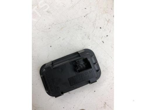 Switch MERCEDES-BENZ CLA Shooting Brake (X117) CLA 200 (117.943) | BP23410459I30 