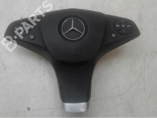 Used Driver airbag MERCEDES-BENZ E-CLASS Coupe (C207) E 200 CGI (207.348) (184 hp) 5268657