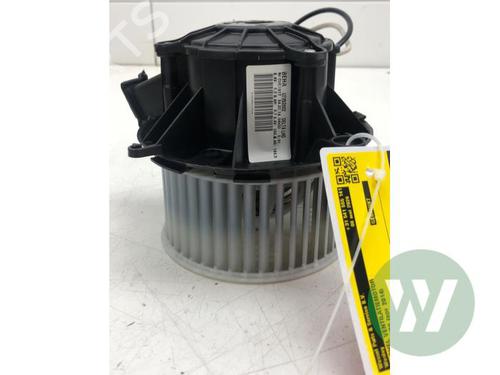 Used Heater blower motor Heater blower motor OPEL ASTRA J Sports Tourer (P10) 1.4 Turbo (35) (120 hp) 34645329 34645329