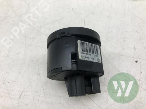 Used Headlight switch Headlight switch 36877962 36877962