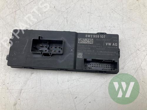 Used Other Other PORSCHE TAYCAN (Y1A) 4S Performance Battery Plus (Y1ADB1) (571 hp) 39914824 39914824