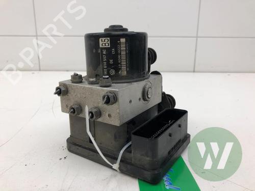 Used ABS pump VW GOLF PLUS V (5M1, 521) 1.6 FSI (115 hp) 31319685