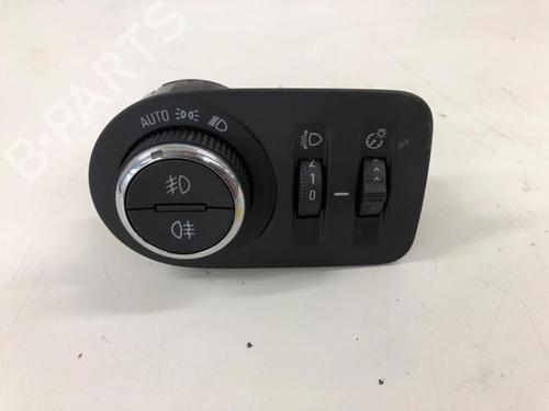 Used Headlight switch Headlight switch OPEL MOKKA 1.2 (76) (136 hp) 39913880 39913880