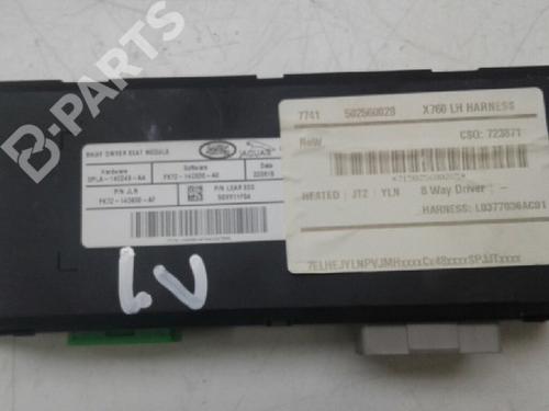 Used Control unit JAGUAR XE (X760) 2.0 D (163 hp) 8071287