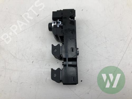 Switch FORD PUMA (J2K, CF7) 1.0 EcoBoost mHEV | BP31937044I30