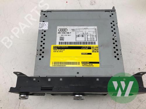 Autoradio AUDI Q5 (8RB) 2.0 TDI quattro (136 hp) 31345543