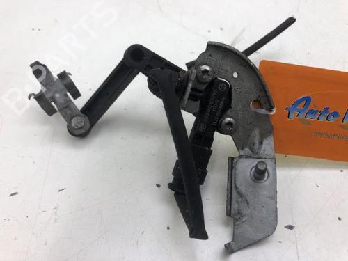 electronic-sensor-mercedes-benz-c-class-w206-2021-39913517 main image