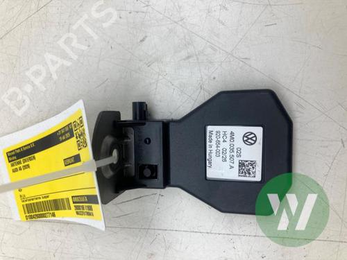 Used Antenna/Base Antenna/Base AUDI A5 Avant (FU5) 2.0 TDI (204 hp) 40210930 40210930