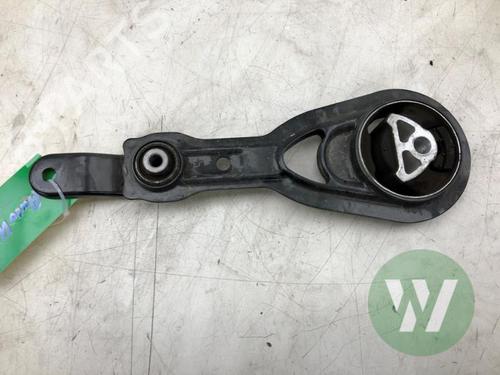 Gearbox mount VW T-CROSS (C11, D31) 1.5 TSI | BP32076439M88 - Image 3