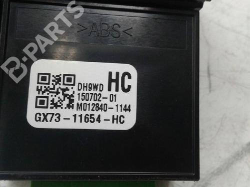 Switch JAGUAR XE (X760) 2.0 D | BP8071329I30 