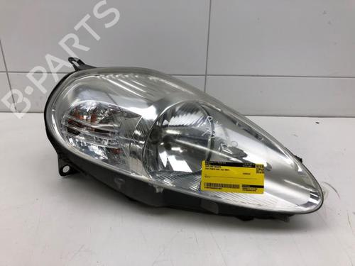 Faro derecho FIAT GRANDE PUNTO (199_) 1.4 (199AXB11, 199AXB1A, 199BXB1A, 199AXL1A) (77 hp) 30672512