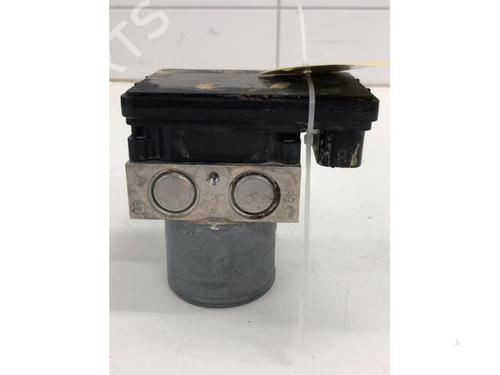 Used ABS pump KIA SPORTAGE IV (QL, QLE) 1.6 CRDi (116 hp) 29987333