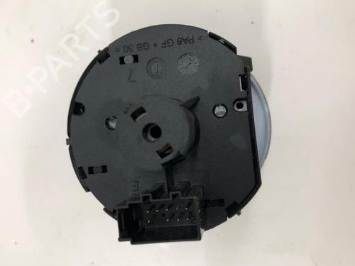 Used Headlight switch SKODA KAMIQ (NW4) 1.0 TSI (110 hp) 26439103