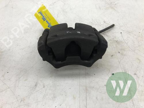 Used Right front brake caliper Right front brake caliper BMW 3 (G20, G80, G28) 320 i (184 hp) 33560323 33560323