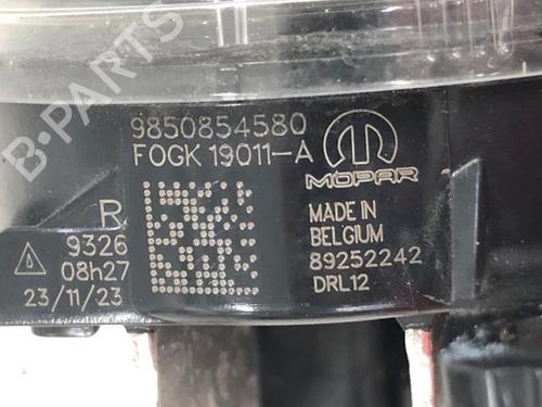 Used Right front fog light Right front fog light OPEL ASTRA L Sports Tourer (OV5) 1.2 (FRHNSL, FRHNSR) (131 hp) 39913881 39913881