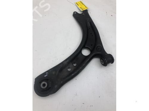 Used Left front suspension arm SKODA OCTAVIA III Combi (5E5, 5E6) 1.0 TSI (115 hp) 19300855