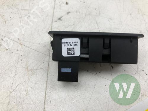 Used Switch Switch VW ID. Buzz Bus (EBB, EBJ) Electric (EBB, EBJ) (286 hp) 39916167 39916167
