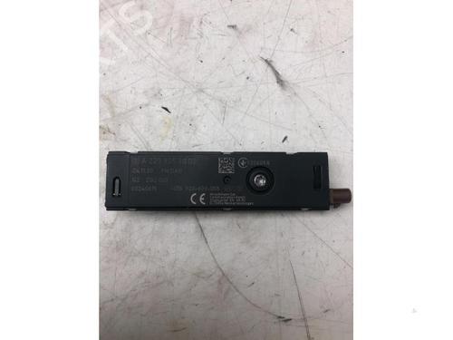 Antenna/Base MERCEDES-BENZ EQV (W447) EQV 300 (447.813, 447.815) | BP14906279C140 