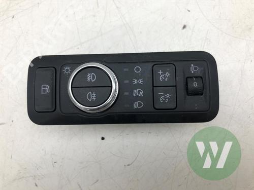 headlight-switch-ford-kuga-iii-dfk-2019-39915395 main image