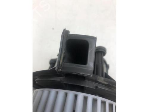 Heater blower motor OPEL ASTRA J (P10) 1.4 Turbo (68) | BP19068071M62 