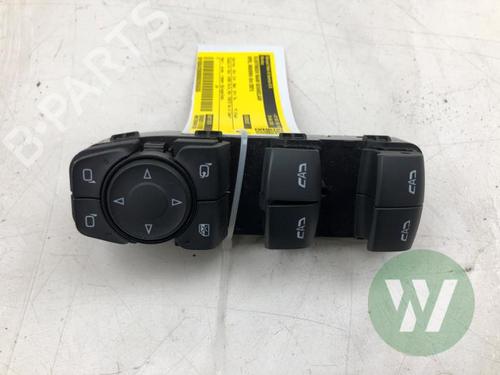 Used Switch Switch OPEL INSIGNIA B Sports Tourer (Z18) 1.5 CDTi (35) (122 hp) 32392848 32392848