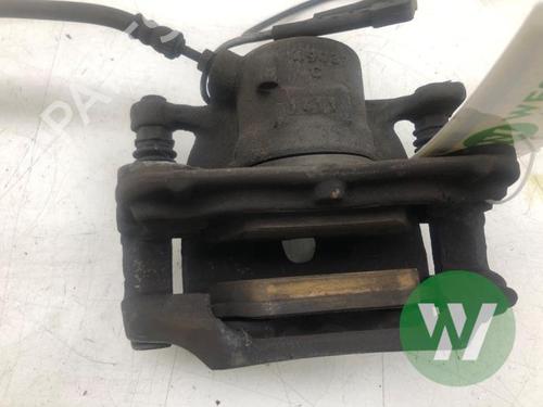 Left front brake caliper BMW 1 (F40) 118 i | BP39495067M105 - Image 3