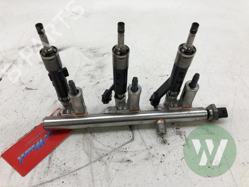 Injection rail OPEL CORSA F (P2JO) 1.2 (68) | BP36362504M98 - Image 8