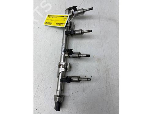 Used Injection rail VW GOLF SPORTSVAN VII (AM1, AN1) 1.2 TSI (110 hp) 16074885