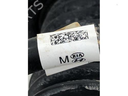 Left front shock absorber KIA SPORTAGE IV (QL, QLE) 1.6 GDI | BP30054450M16 